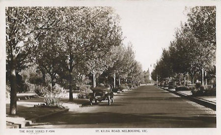 St Kilda Road, Melbourne, circa 1920 - 39kB jpg