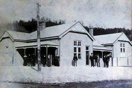 Post Office Queenstown 24 August 1897 - 40kB jpg