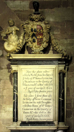 Littleton memorial Worcester Cathedral - 35kB jpg