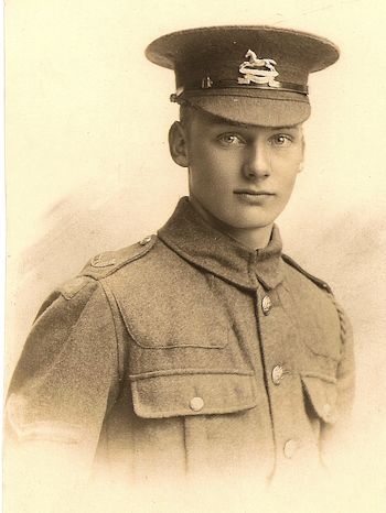 Charles Reginald Crompton c.1917 - 27kB jpg
