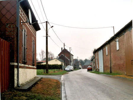 Mesnil - field containing 63/Div HQ - 36kB jpg