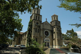 Mombasa Catherdral - 18kB jpg