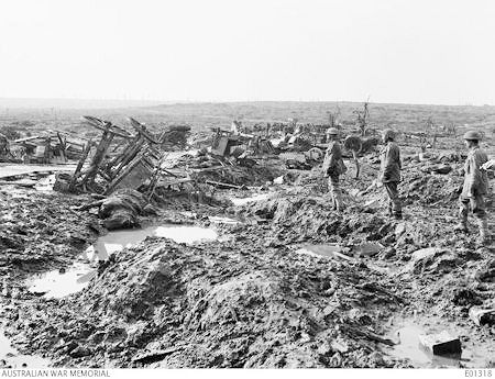 Westhoek Ridge corduroy road - 52kB jpg