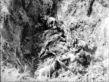 Graves Registration - finding the remains - 60kB jpg