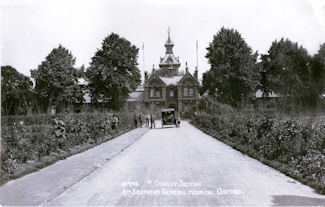 3rd Southern General Hospital entrance - 17Kb jpeg