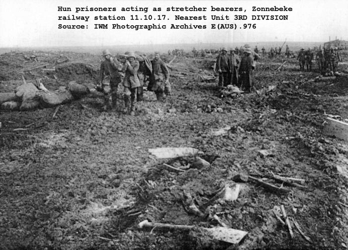 German prisoners carrying stretchers at Zonnebeke Station - 96Kb jpg
