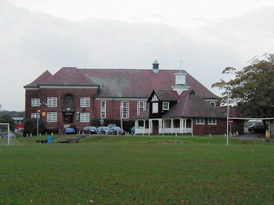 Beverley Grammar School buildings - 26Kb jpg
