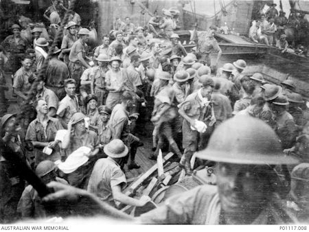 Troops on Empire Star - 43kB jpg