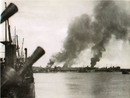 Keppel Harbour February 1942 - 25kB jpg