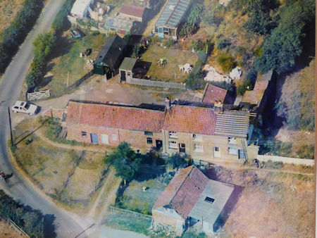 Carrick Row pre restoration - 51kB jpg