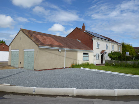 Carrick Row from the side - 33kB jpg