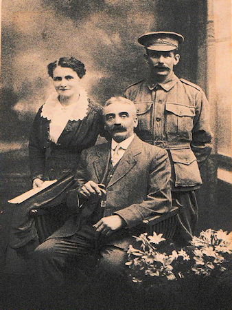 Agnes, George Lund, Frank Jackson c.1915 - front - 52kB jpg