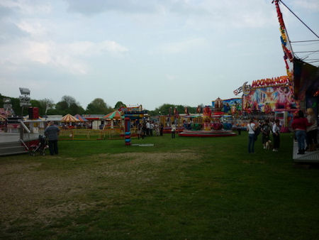 Funfair on The Sands, Durham City - 27kB jpg