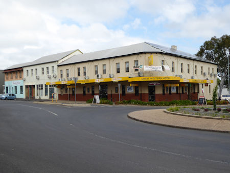 Grand Western Hotel 2015 - 29kB jpg