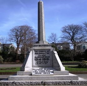 Redruth War Memorial - 21kB jpg