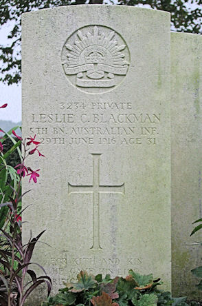 Leslie Crompton Blackman's headstone 48Kb-jpg