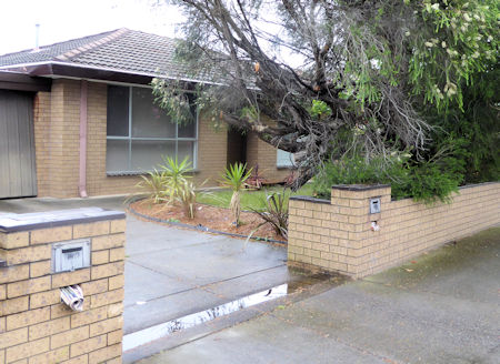 233 Huntingdale Road - 47kB jpg