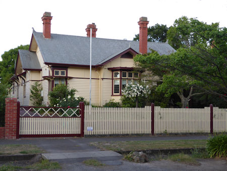 Margery Blackman 1430 Sturt Street Ballarat 2015 - 40kB jpg