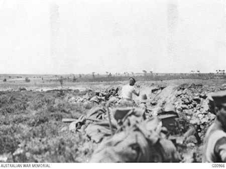 Krithia Nullah trench AWM G00966 - 27kB jpg