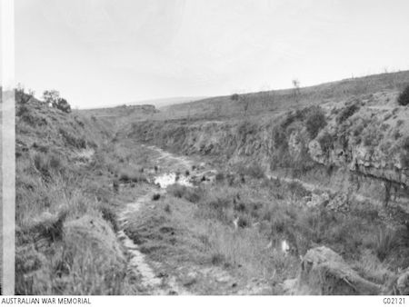 Near Tommies' Trench 1919 AWM G02121 - 28kB jpg