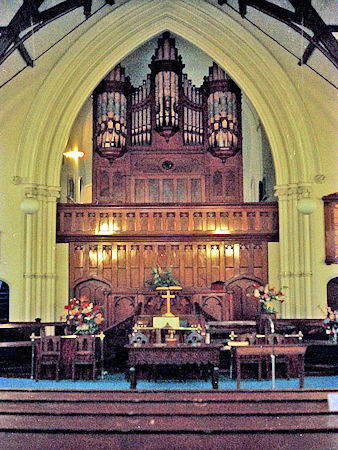 Interior Dorcas Street Presbyterian Church 2006 - 68kB jpg