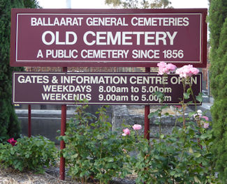 Ballarat Old Cemetery entrance - 36kB jpg