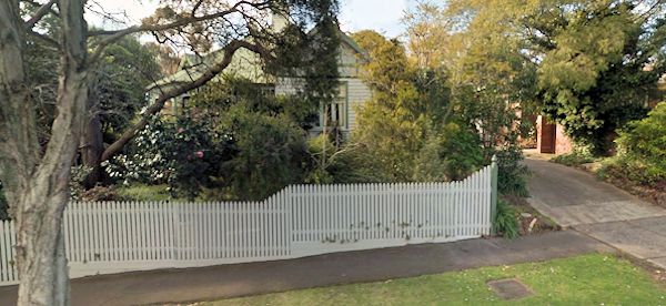 2/7 Middlesex Road, Surrey Hills 2014 - 49kB jpg