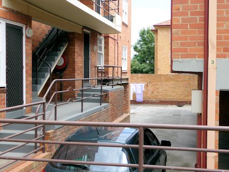 Flat 8, 187 Brighton Road, Elwell, November 2015 - 38kB jpg