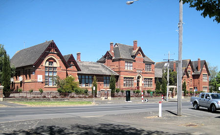 Macarthur Street School - 38kB jpg