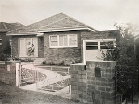 Charlotte Neely, 22 Broadarrow Road c1965 - 39kB jpg