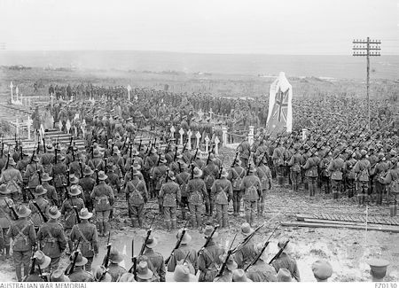 Inauguration 1st Division Memorial Pozieres 08 July 1917 - 46kB jpg