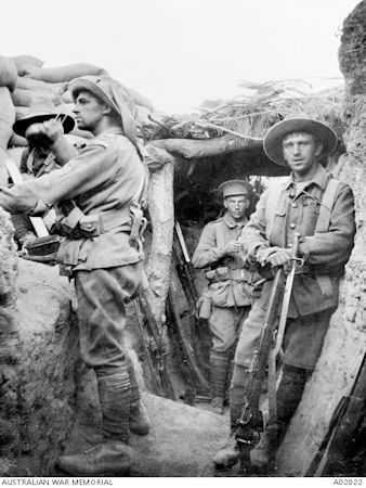 7/Bn in Lone Pine trenches 06 August 1915 - 39kB jpg