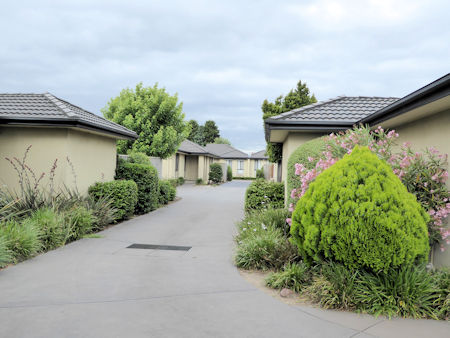361 Bayswater Road 2015 - 38kB jpg