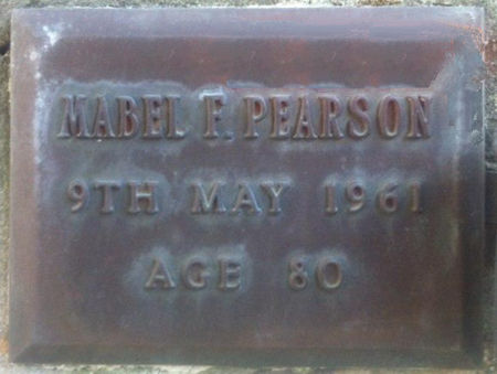 Ida May Pearson's headstone - 28kB jpg