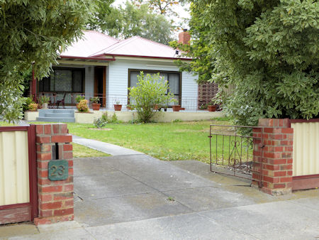 23 Woodmason Road, November 2015 - 51kB jpg