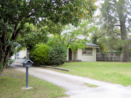235 Woodmason Road, November 2015 - 57kB jpg