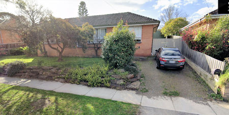 Round 10 Douglas Avenue - 36kB jpg