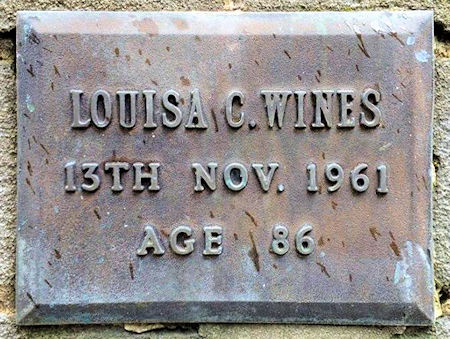 Louisa Wines headstone - 58kB jpg