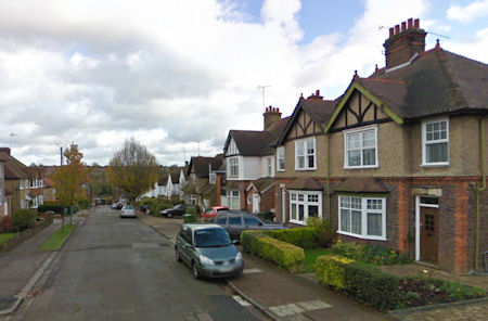 Lea Road, Harpenden 2013 - 31kB jpg