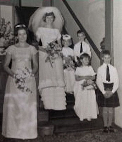 Kathleen Crompton's wedding in 1965 - 27kB jpg
