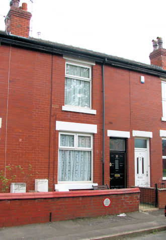 The Nixon's home at 10 Aurburn Avenue - 39kB jpg